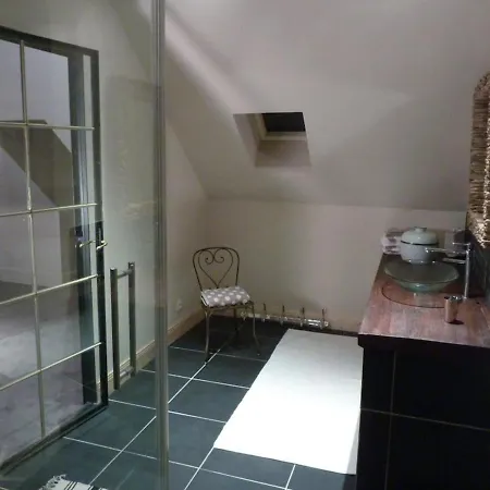 Konukevi Chambres D'hotes La Maison 3*